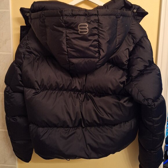 Aritizia The Super Puff™ Shorty - cliMATTE™ - Picture 2 of 15